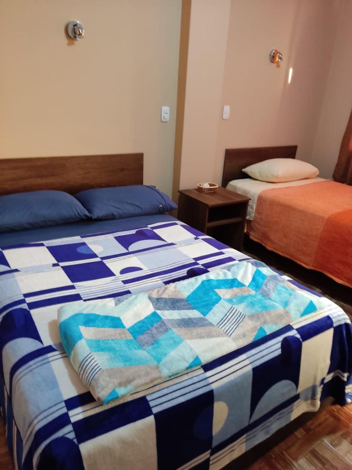 D' Barrig Hotel Trujillo Bagian luar foto