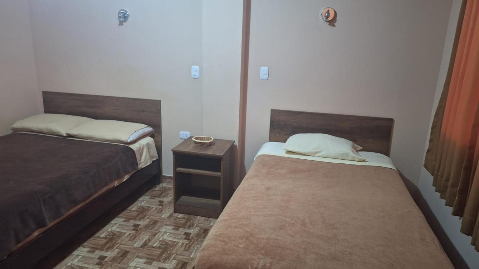 D' Barrig Hotel Trujillo Bagian luar foto