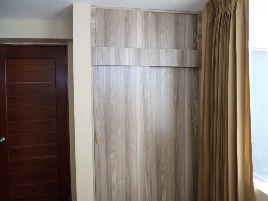 D' Barrig Hotel Trujillo Bagian luar foto