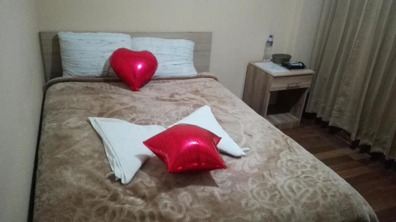 D' Barrig Hotel Trujillo Bagian luar foto